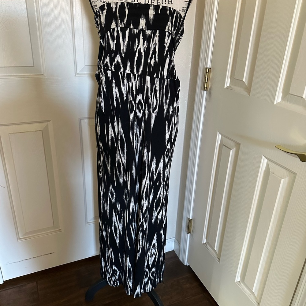 Dalia Collection Black & White Patterned Strapless Maxi Dress